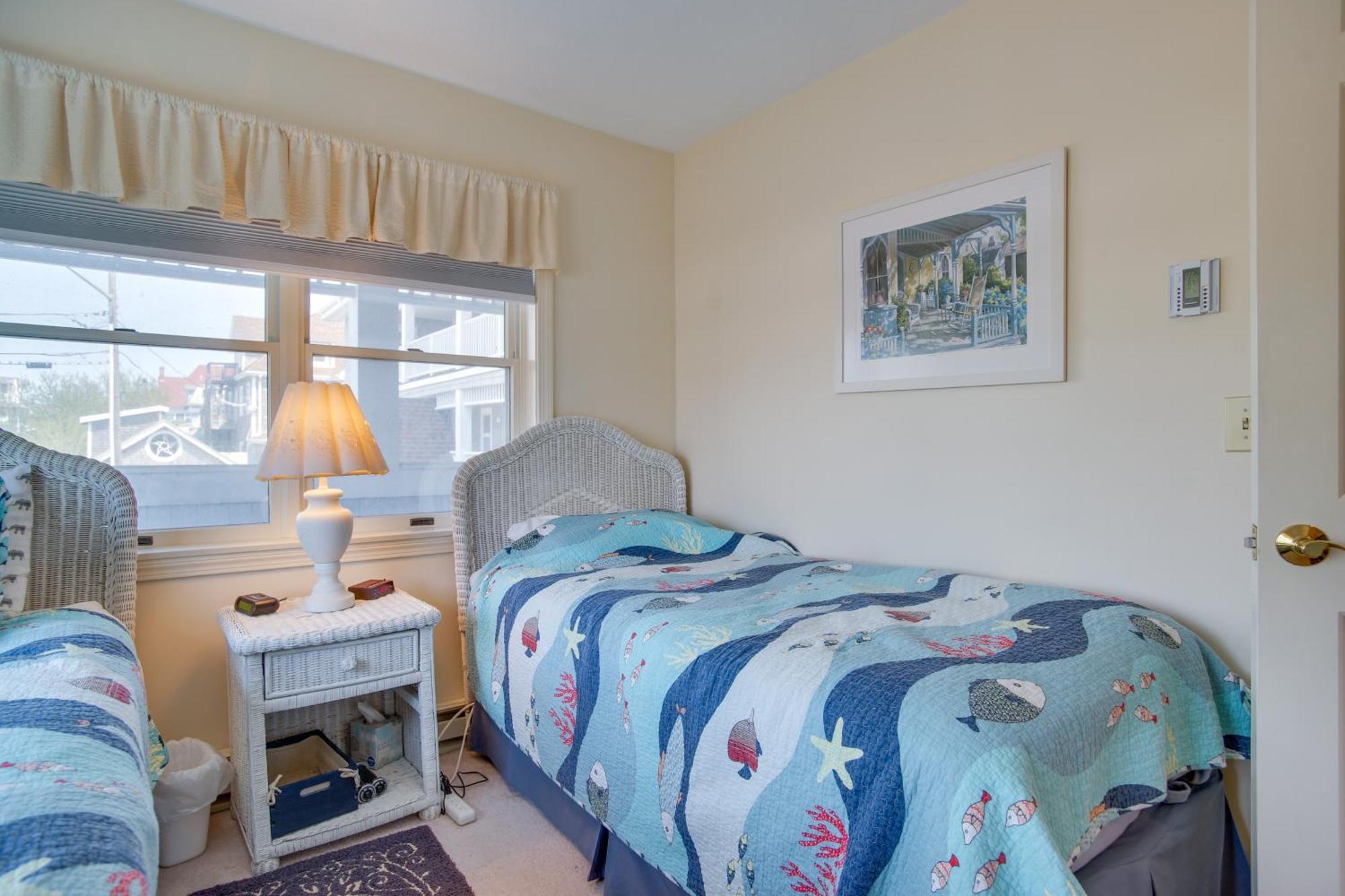 Breezy Oak Bluffs Condo - Steps To Inkwell Beach! エクステリア 写真